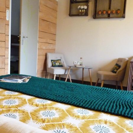 Chambres D'Hotes Le Chateau Rouge Saint-Germain-sur-Moine Luaran gambar