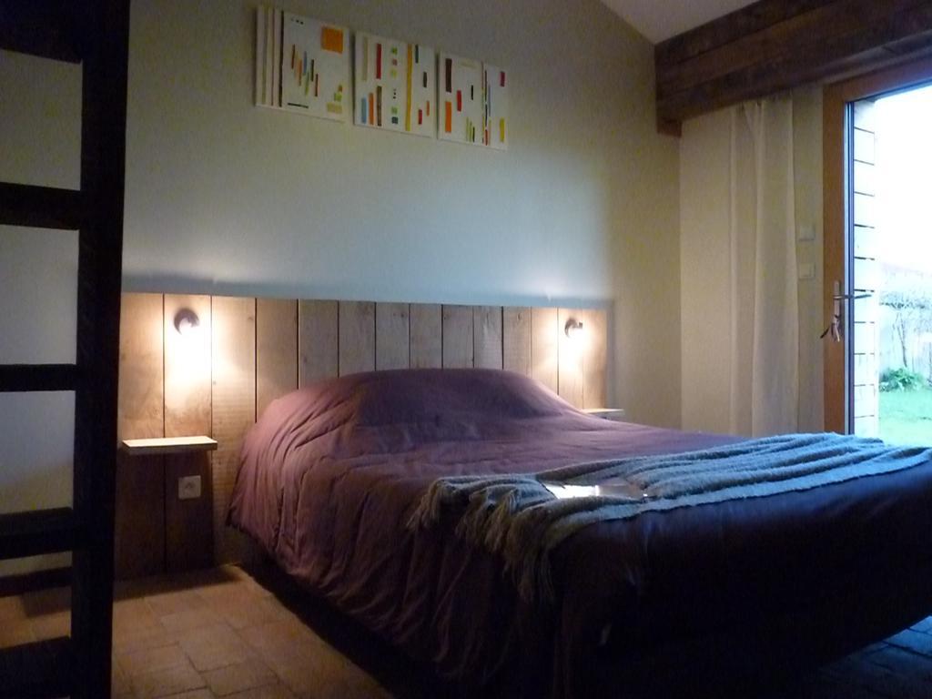 Chambres D'Hotes Le Chateau Rouge Saint-Germain-sur-Moine Luaran gambar